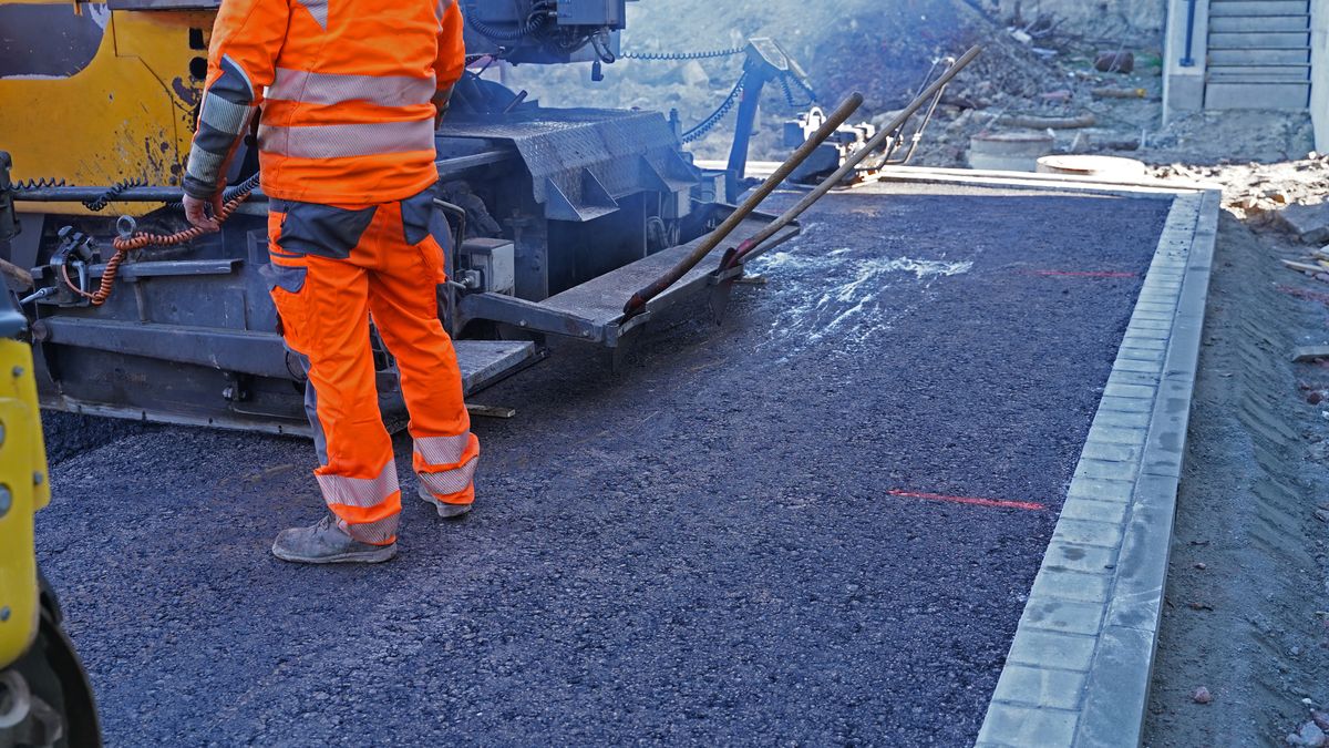Asphalting of a section of road
Asphalting of a section of road in the new residential area
Babett Paul
Asphalt, infrastructure, road, construction, blacktop, road construction, environment, renewal, construction, industry, work, load, transport, Germany, Halle Saale, asphalt, infrastructure, road, construction, blacktop, road construction, environment, renewal, industry, work, load, transport, germany, halle saale