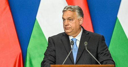 Orban uderza w PiS i KO. Absurdalne słowa: "partie prowojenne"