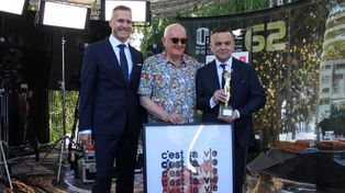 Jacek Cygan ze specjalnym wyróżnieniem na festiwalu w Opolu. "Pańska twórczość nas wzrusza, bawi, otula w niepogodę"