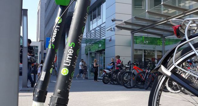 Śmigasz na hulajnodze eklektycznej? Pomyśl o ubezpieczeniu. To ważne!