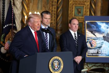 Nagła dymisja w administracji Trumpa. Odpowiadał za Marynarkę Wojenną