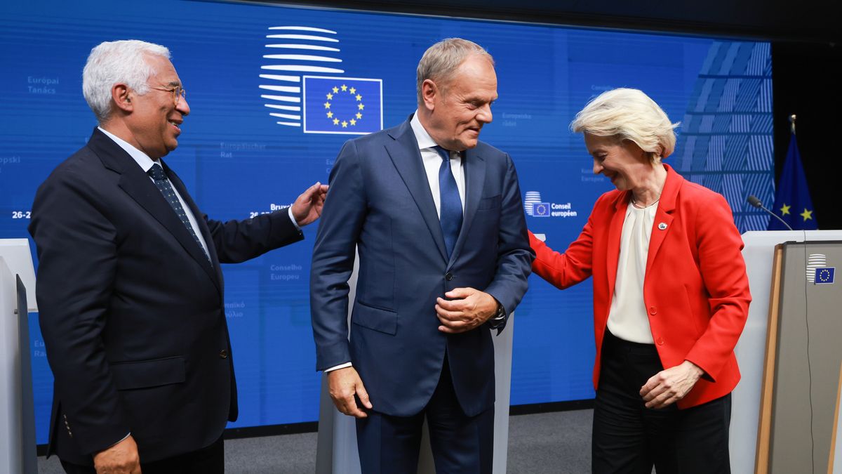 (L-R) European Council President Antonio Costa, Poland's Prime Minister Donald Tusk and European Commission President Ursula von der Leyen during a press conference during the EU leaders' Summit in Brussels, Belgium, 26 June 2025. EPA/OLIVIER HOSLET Dostawca: PAP/EPA.