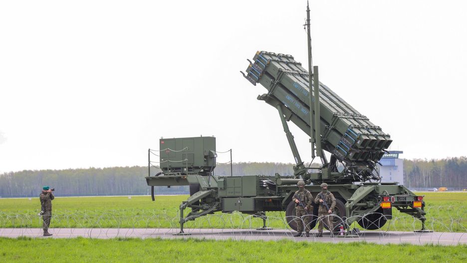 Szkolenie poligonowe z udzia?em system�w Wis?a, Narew i Pilica
Fot. Wojciech Olkusnik/East News, Sadkow - Radom, 20.04.2023. 42. Baza Lotnictwa Szkolnego. Szkoleniu obrony przeciwlotniczej i przeciwrakietowej z wykorzystaniem system�w Wisla, Narew i Pilica.
Wojciech Olkusnik