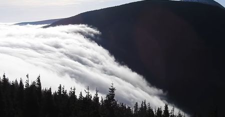 "Zejście Ducha Gór". Niesamowite zjawisko zaobserwowane w Karkonoszach