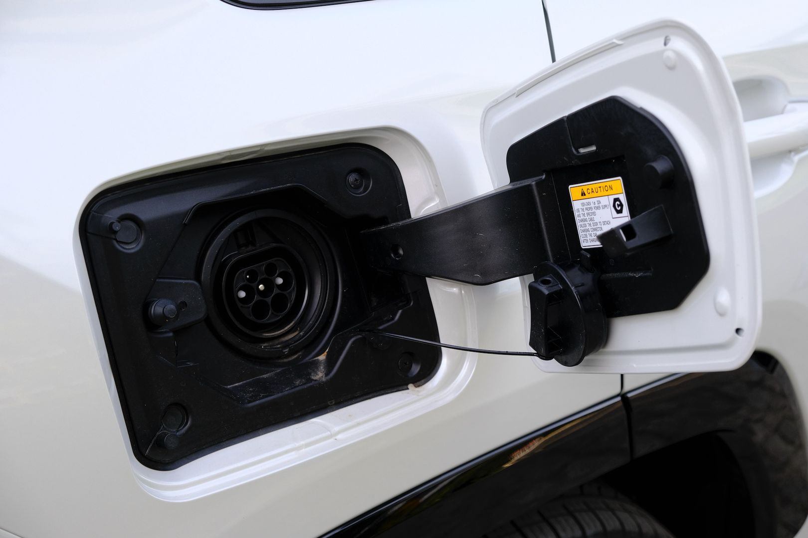 Suzuki Across PHEV