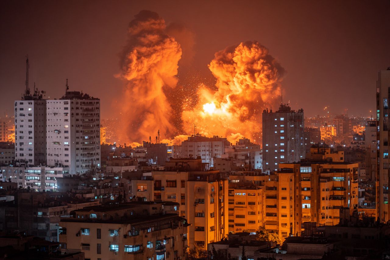 Piąty dzień piekła: Izrael i Iran wymieniają ciosy – syreny w całym kraju, Teheran w ogniu, region w szoku