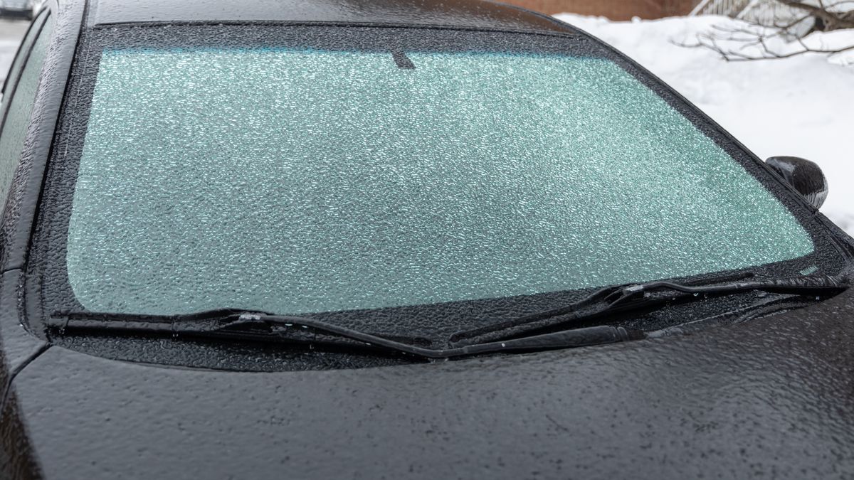 Świetny sposób na zmarznięte szyby