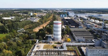 Ogromny termos w Poznaniu. Akumulator ciepła, który ma 60 metrów