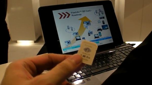 Karta Toshiba FlashAir WiFi - obustronny przekaz danych [wideo] 1