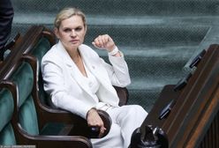 Nowacka: muszę chronić szkołę i nauczycieli przed szurią