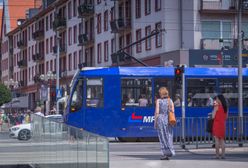 Zmiany w ruchu drogowym. Tramwaj ma pierwszeństwo przed pieszym. Warto o tym pamiętać