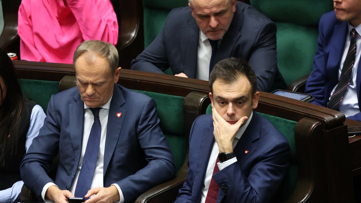 Posiedzenie Sejmu 12 grudnia
12.12.2023 Warszawa 1. posiedzenie Sejmu X kadencji fot Jacek Dominski/REPORTER
N/z: Donald Tusk, Andrzej Domanski
Jacek Dominski/REPORTER