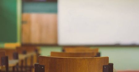 Dni wolne od szkoły KWIECIEŃ 2023: kiedy wolne w szkole w kwietniu?