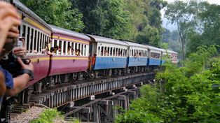 Przy jej budowie zginęło ponad 100 tys. osób. Dziś Kolej Śmierci zachwyca turystów