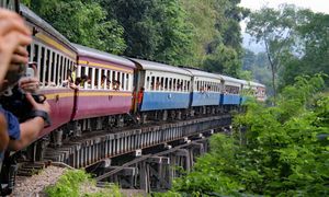 Przy jej budowie zginęło ponad 100 tys. osób. Dziś Kolej Śmierci zachwyca turystów