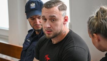 Współoskarżeni z Żakiem. Nie stawili się, za jednym trwa obława