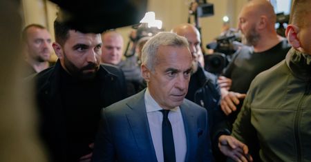 Chaos w Rumunii. Faworyt nie wystartuje w wyborach prezydenckich?