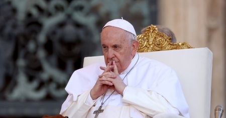 Przeszłość Franciszka. Papież się tłumaczy