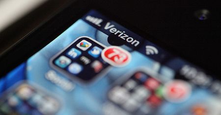 Nieoczekiwany zwrot w wojnie patentowej: Verizon protestuje