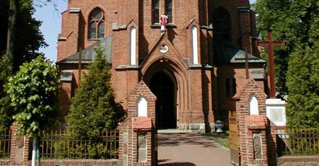 "To razi w oczy". 16-latek stracił rodziców. Tak potraktował go ksiądz