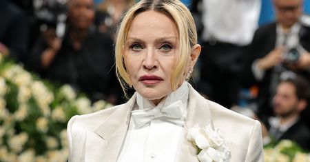 Madonna znów jest "za stara". Bo w pewnym wieku już nie wypada [OPINIA]