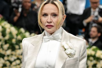 Madonna znów jest "za stara". Bo w pewnym wieku już nie wypada [OPINIA]