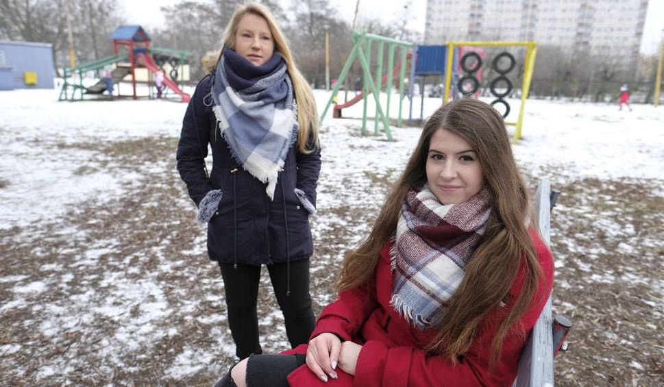 Dwie studentki UKM podczas eksperymentu odebrały obce dzieci z przedszkola