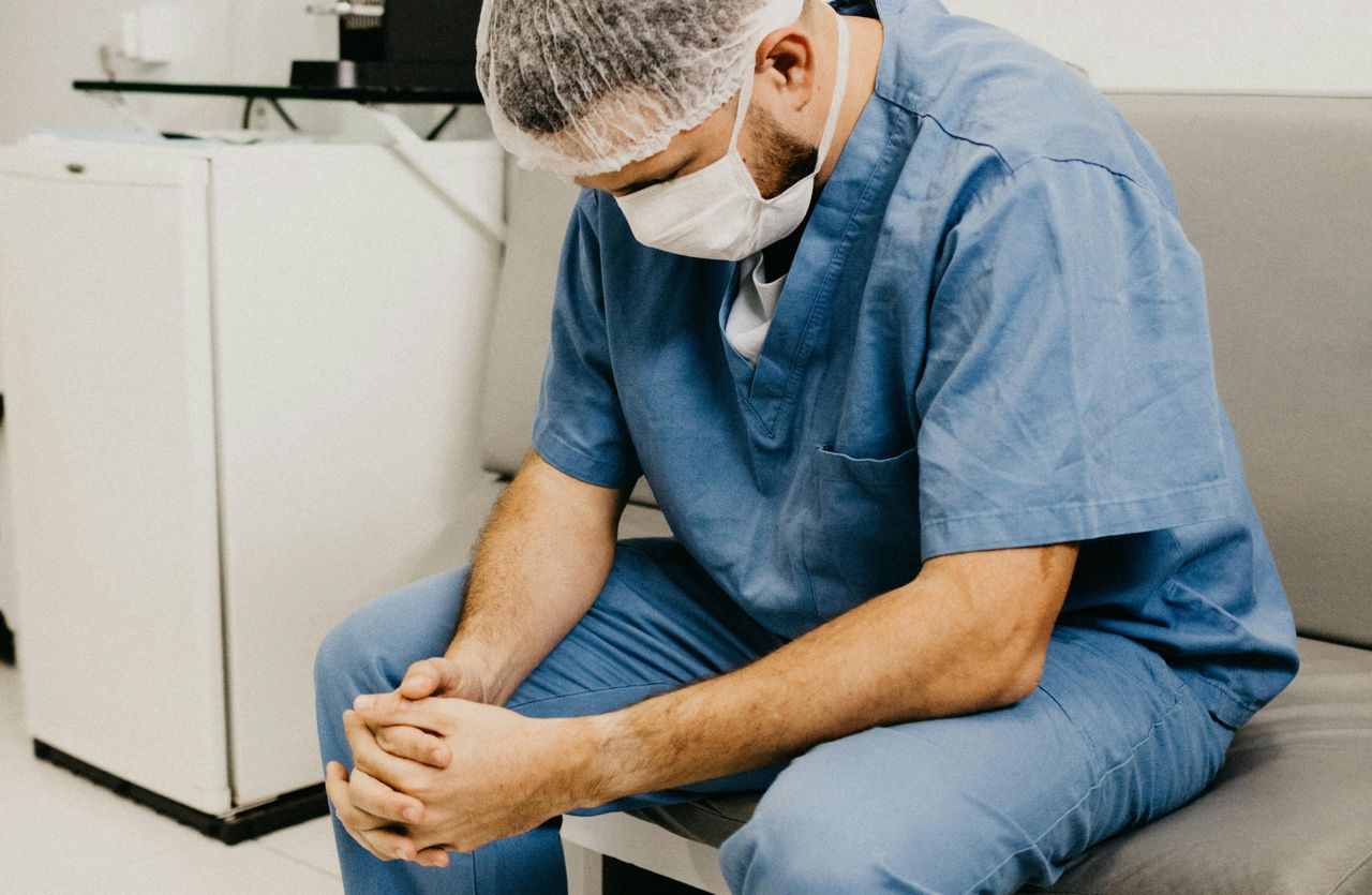 Oferowali 100 tys. zł miesięcznie. Szpital nie mógł znaleźć lekarza miesiącami