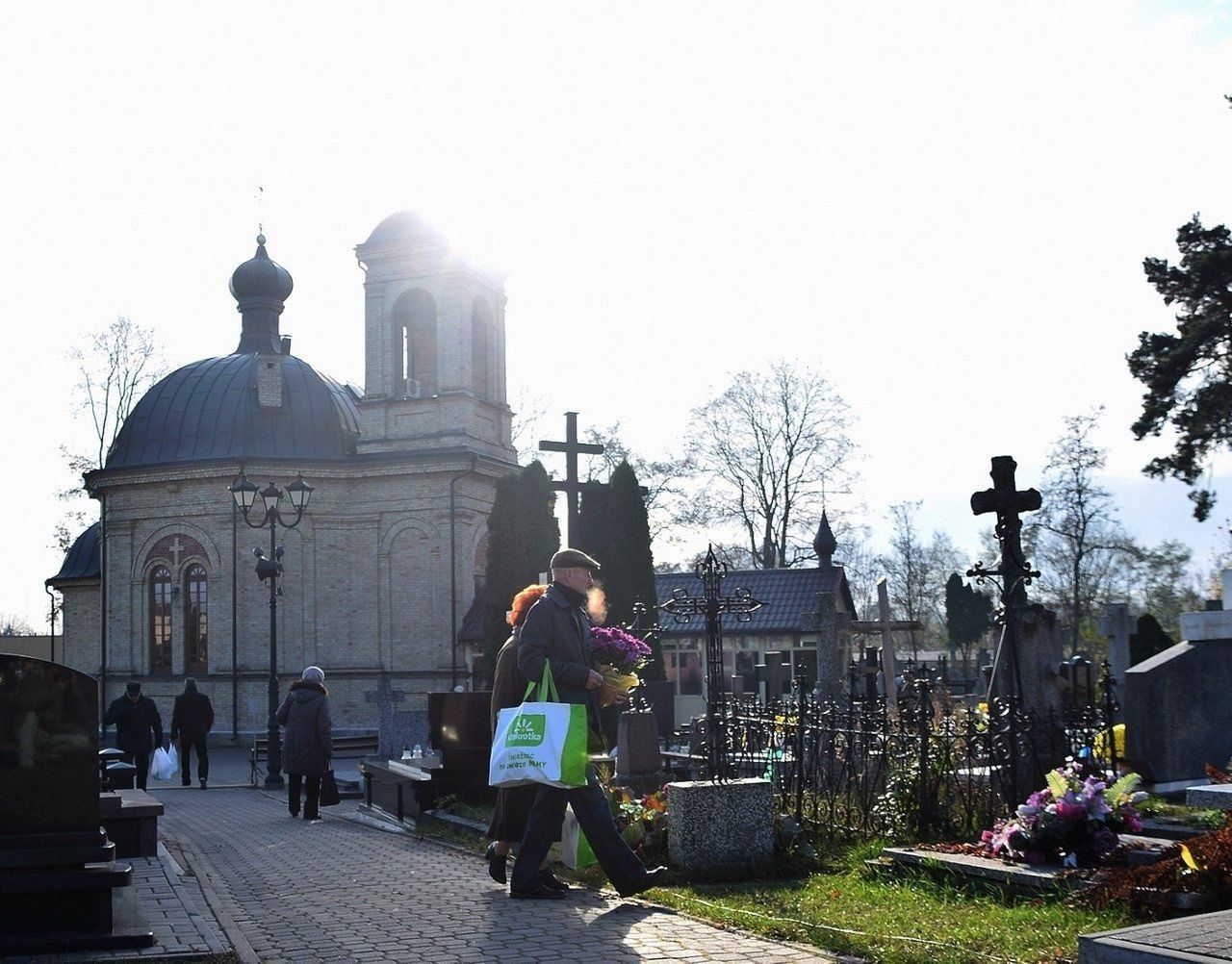 Białystok: Odwiedzą groby Białorusinów na Wygodzie. Spacer historyczny