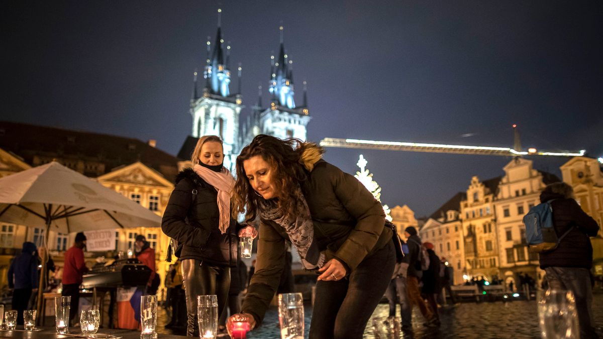 Zdjęcie dnia. Znicz w kuflu. Tak czeska gastronomia zwraca na siebie uwagę 1