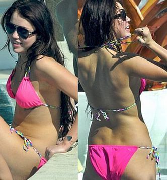 Miley Cyrus w różowym bikini! (ZDJĘCIA)