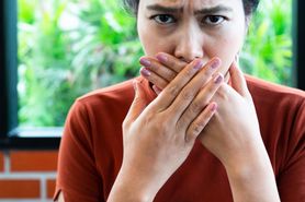 Objawy cukrzycy, jakie pojawiają się w jamie ustnej 