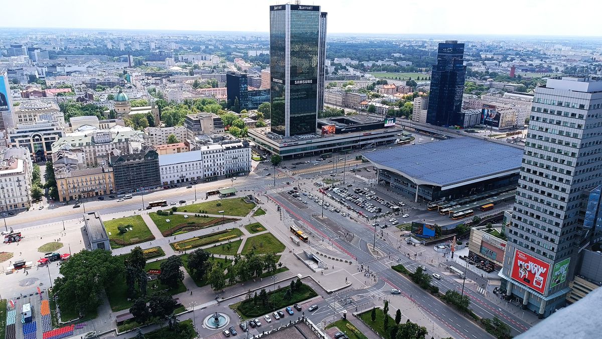 Widok w kierunku Dworca Centralnego
