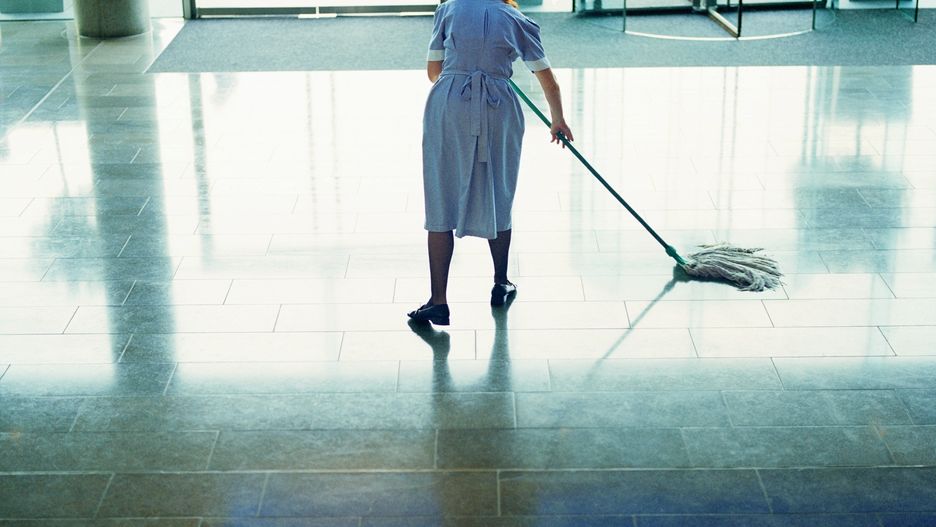 Zarobki w Warszawie.