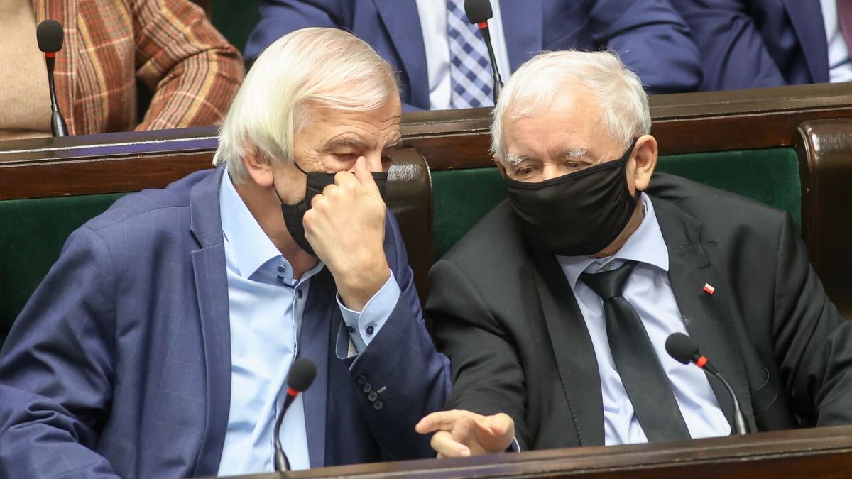 Protesty w związku z Lex TVN odbyły się w wielu miastach Polski. W niedzielę o godz. 19 Polacy znów wyjdą na ulicę, by pokazać swoje niezadowolenie z posunięć PiS 