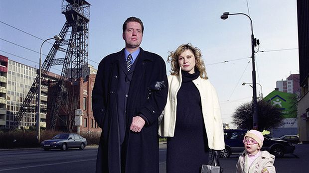 Autoportrety fotografki. Każdy z innym, wymyślonym partnerem życiowym 1