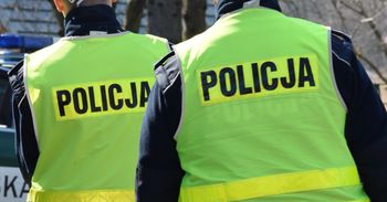 Sopot: Upuściła 3-miesięczne dziecko, miała 2,5 promila alkoholu. Pijani rodzice zatrzymani w Sopocie
