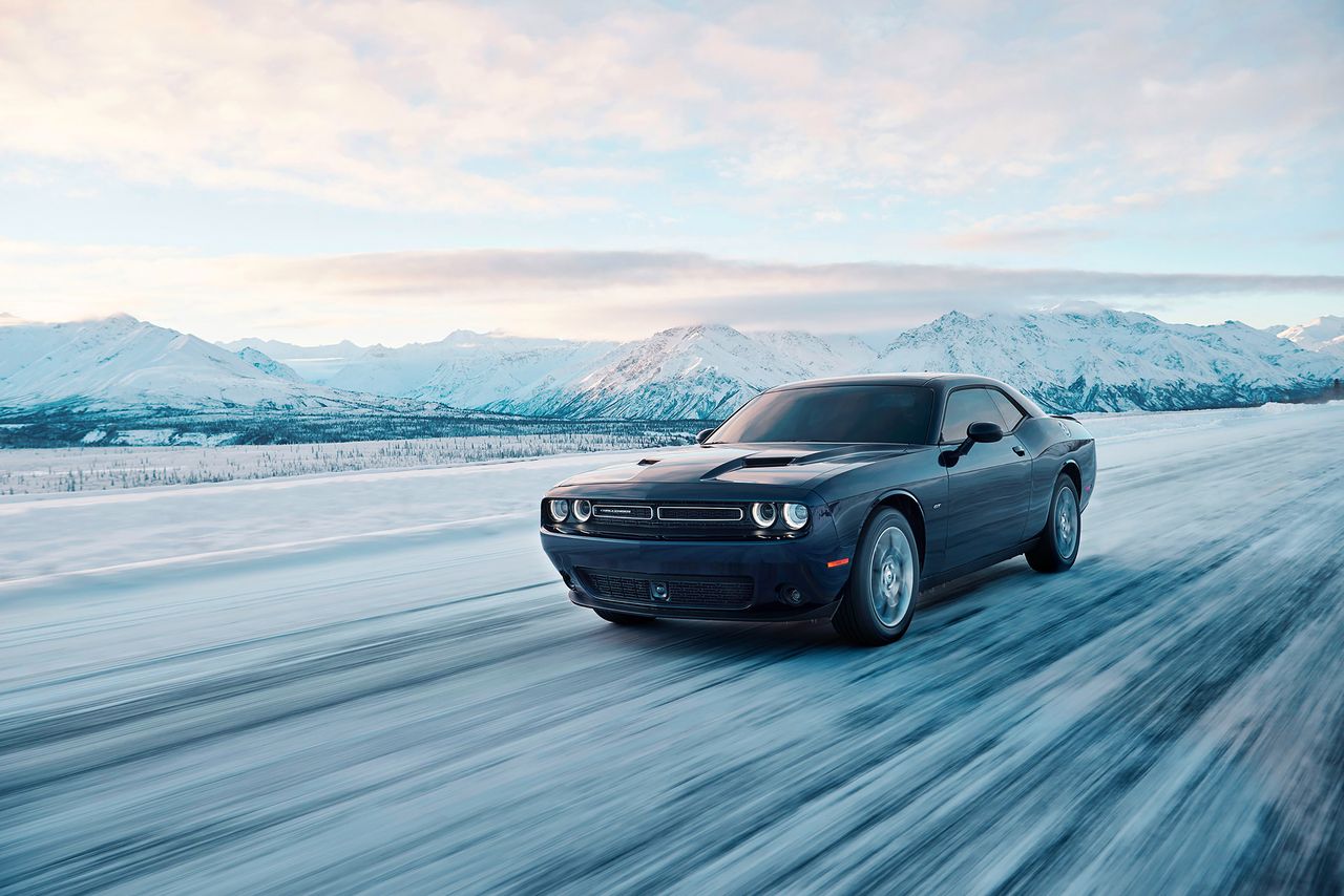 Dodge Challenger GT AWD