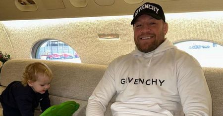 Tego zazdroszczą mu wszyscy. Tak podróżuje Conor McGregor