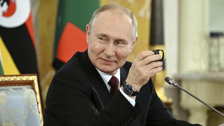 Temporary
In this handout photo provided by Photo host Agency RIA Novosti, Russian President Vladimir Putin attends a meeting with a delegation of African leaders and senior officials in St. Petersburg, Russia, Saturday, June 17, 2023. Seven African leaders ? presidents of Comoros, Senegal, South Africa and Zambia, as well as Egypt's prime minister and top envoys from the Republic of Congo and Uganda ? traveled to Russia on Saturday a day after visiting Ukraine on a mission to try to help end the hostilities. (Pavel Bednyakov/Photo host Agency RIA Novosti via AP)
Pavel Bednyakov