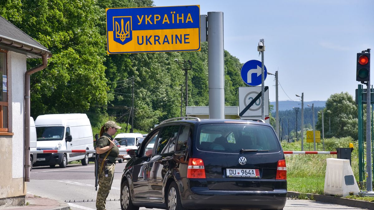 Skandal na ukraińskiej granicy, wojsko chciało łapówki od wolontariuszy