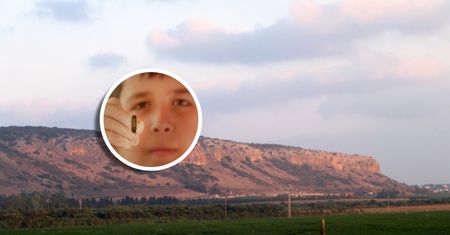 Niezwykłe odkrycie na spacerze. Trzynastolatek z Izraela znalazł pierścień sprzed 1800 lat