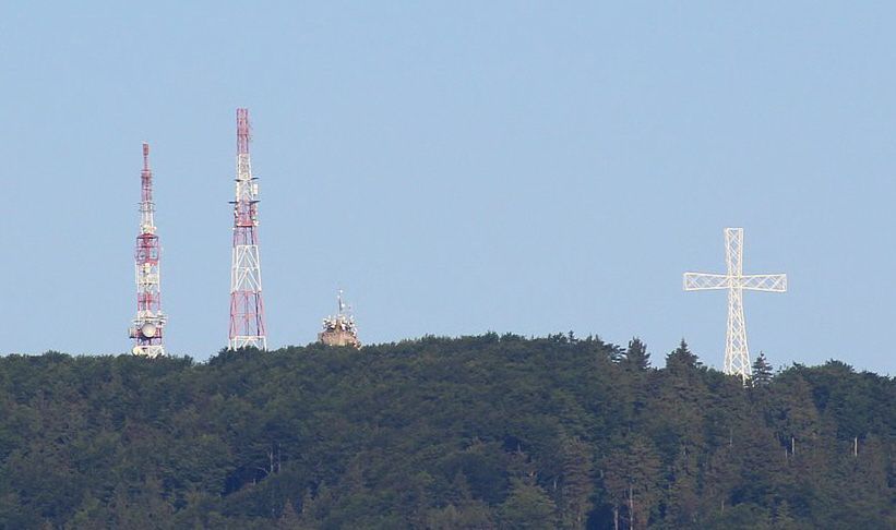 Krzyż Milenijny na szczycie góry Chełmiec