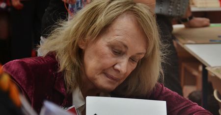 Annie Ernaux laureatką literackiej Nagrody Nobla