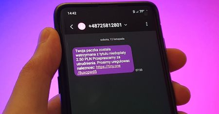 SMS o paczce. 6 numerów, z których możesz dostać wiadomość