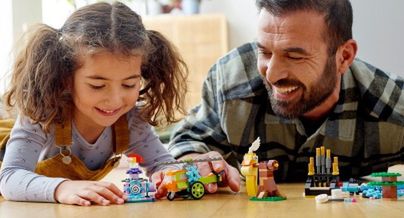 Zabawa pomaga dzieciom w rozwoju, ale co trzeci rodzic nie ma na nią czasu (infografika)