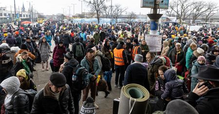 Masowe transporty ludzi. Uciekają z ruskiego miru