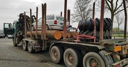 Wiózł octavię na balach drewna w Niemczech. Inni kierowcy nie wierzyli w to, co widzą