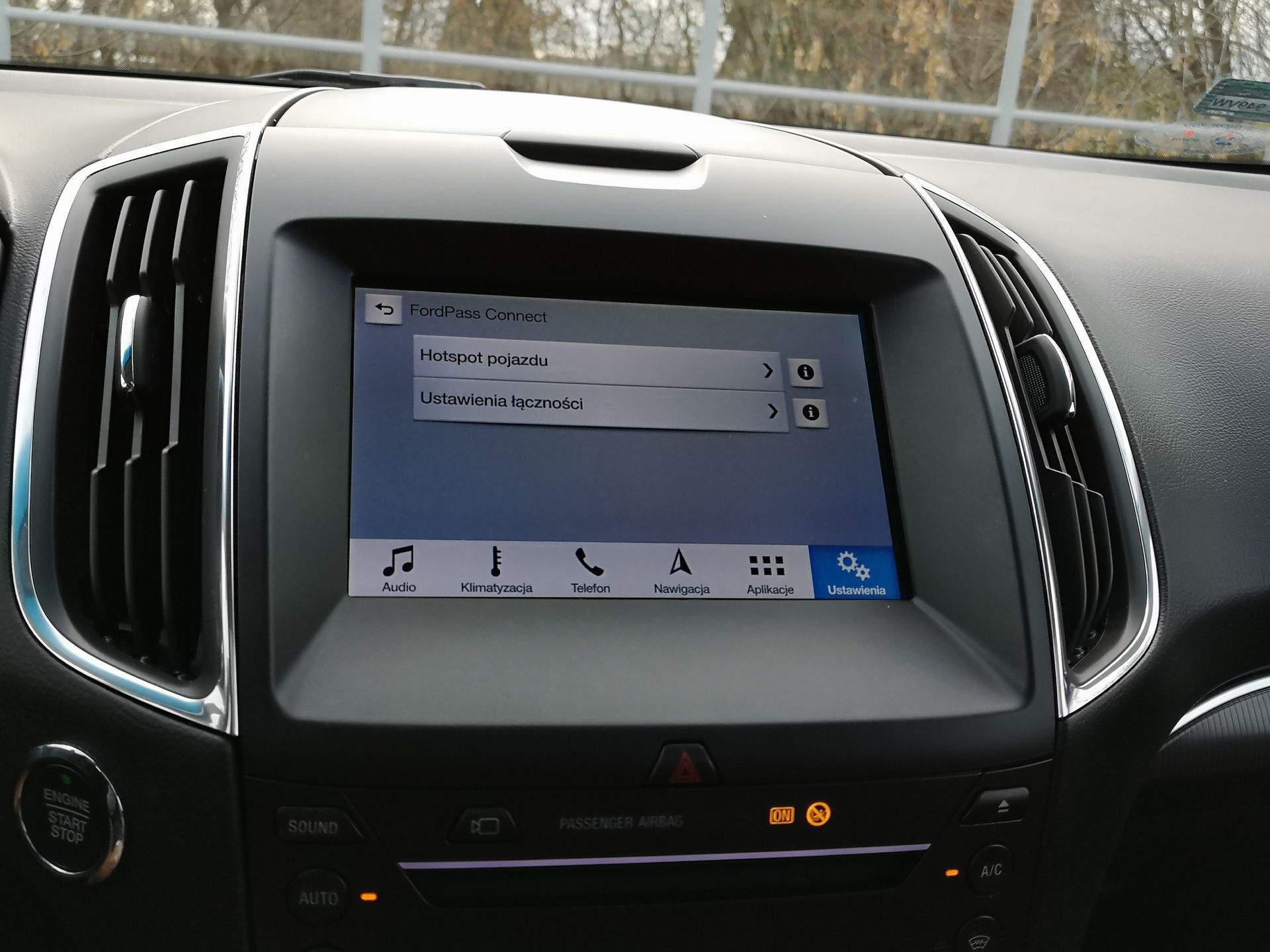 Ford Edge: audio B&O PLAY, wspomaganie parkowania i system Ford SYNC 3 22