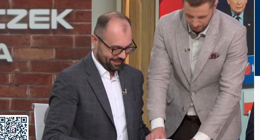 Kłeczka sposób na rozłam w PiS. Chciał podyktować posłowi oświadczenie